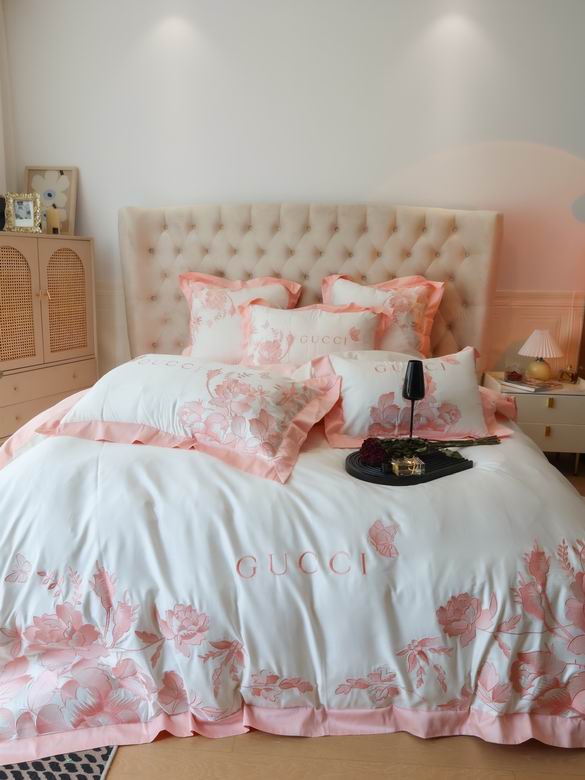 Gucci 2.0x2.3m 2.2x2.4m  06