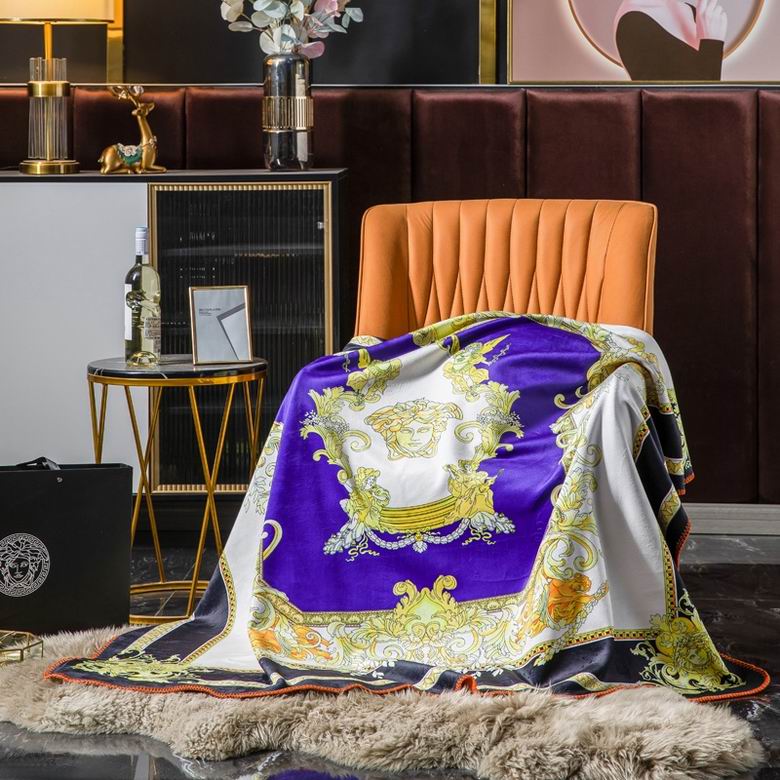 Versace 1.5x1.5m 1.5x2.0m 2.0x2.3m 06