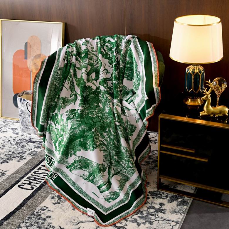 Dior Snow Fox Blanket 0802