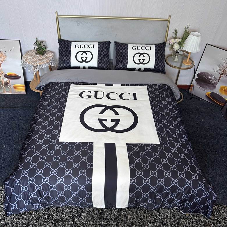 Gucci 2.0x2.3m 36