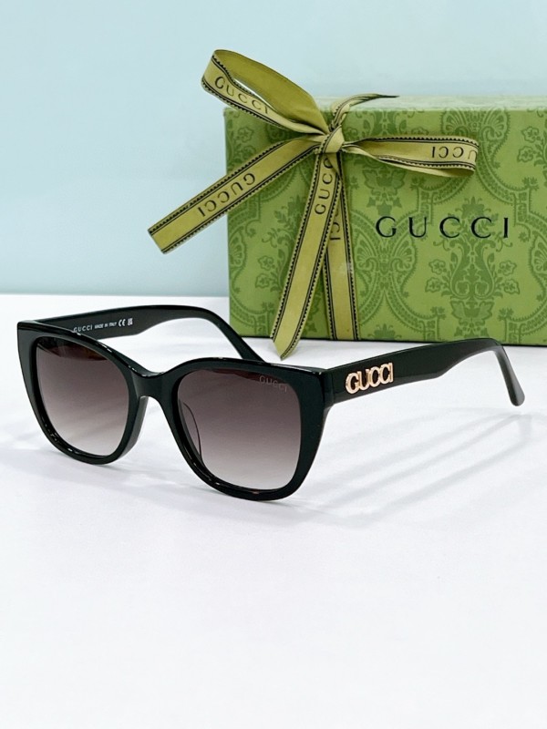 Gucci Glasses 08smh120