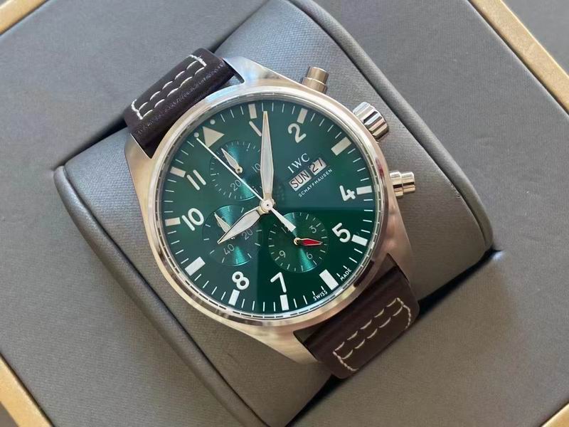 IWC 43mm 082233
