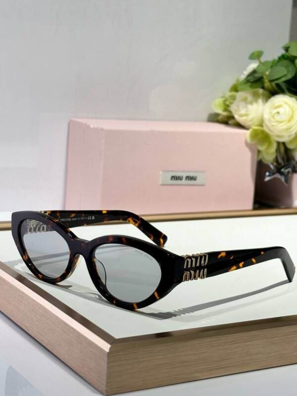 MiuMiu Glasses 08smh56