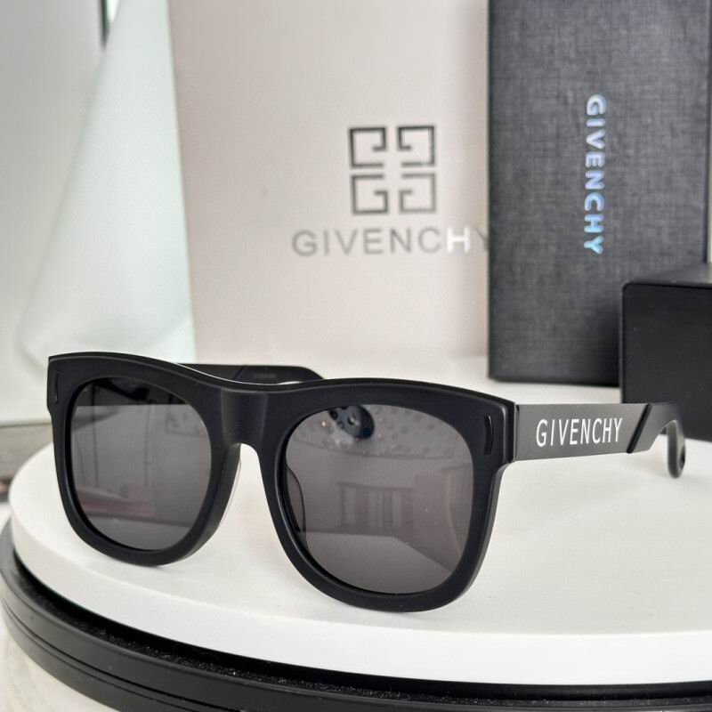 Givenchy Glasses 08smh12