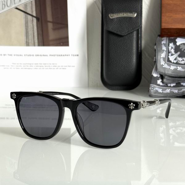 Chrome Hearts GILE 52-19-156 b