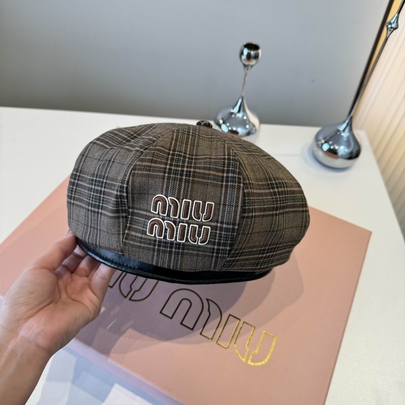 Miumiu beret 101201