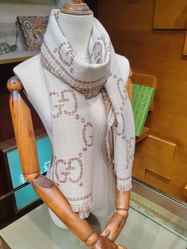Gucci Scarf 47X180cm E111009