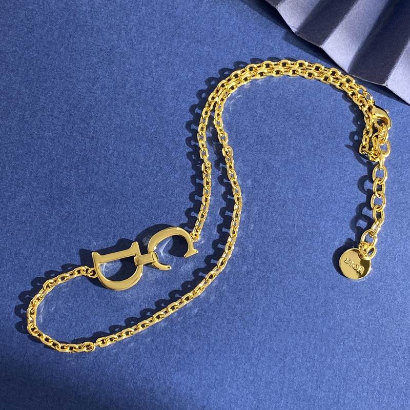 Dior Necklace 10yxx84