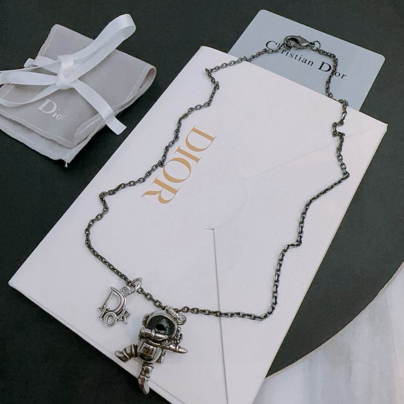 Dior Necklace 11yxx136