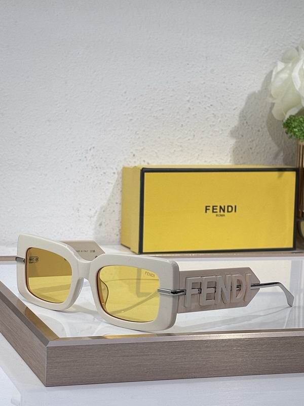 Fendi Glasses smr71
