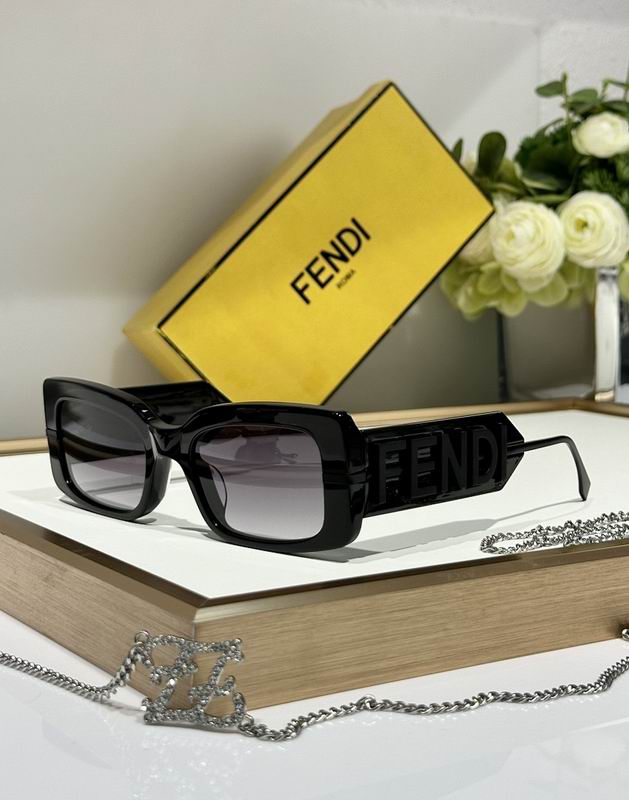 Fendi Glasses smr80