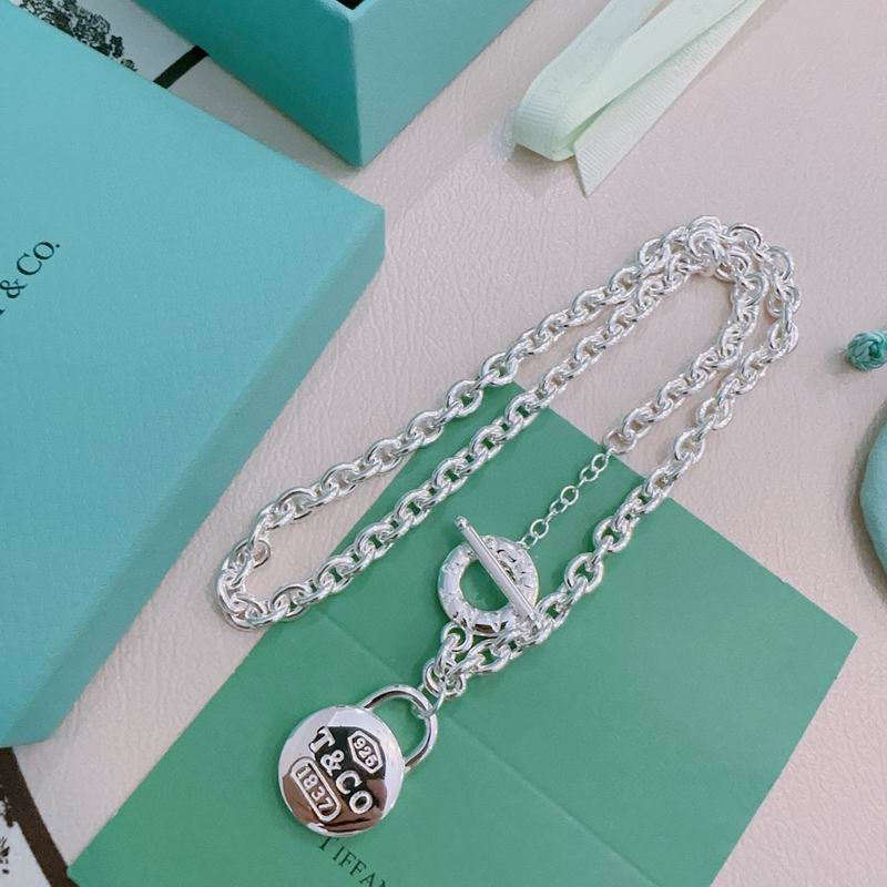 Tiffany necklace 09yxx21
