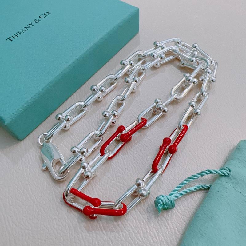 Tiffany necklace 10yxx87