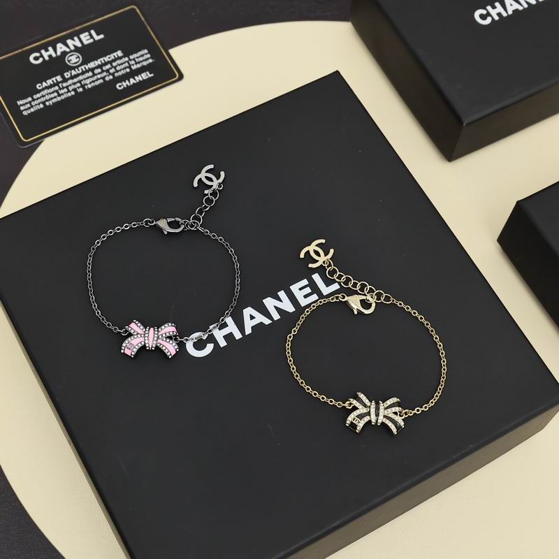 Chanel Bracelet 10yxx08