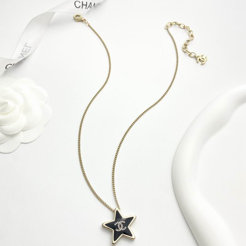 Chanel Necklace 10yxx147