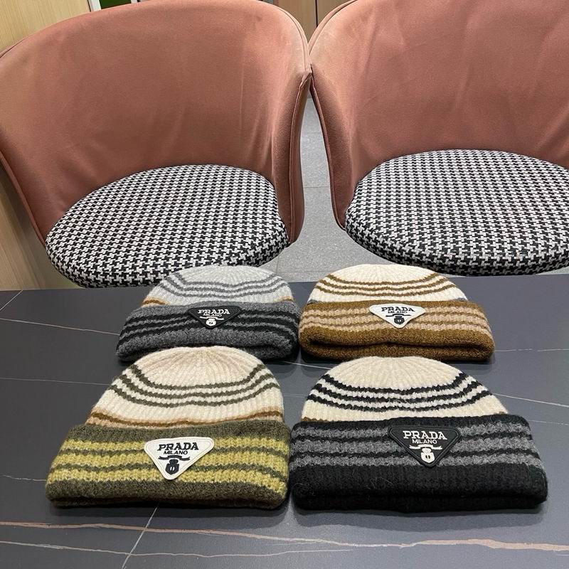 Prada hat 010304