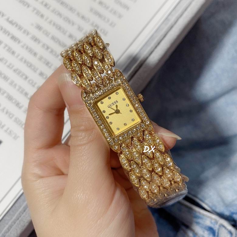 Guess 30x20mm 2nms04