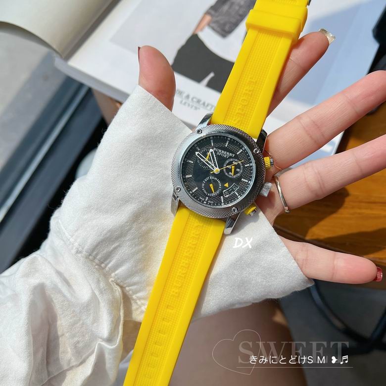 Burberry S M 10nms13